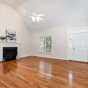 840-east -ivy-valley-living-room