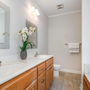 840-east -ivy-valley-master-bath